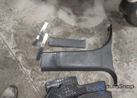 2017 Chevrolet Silverado 1500 2Lt from USA, damaged, VIN 3GCUKREC4HG196163